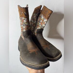 Girl size 13 black stone boots